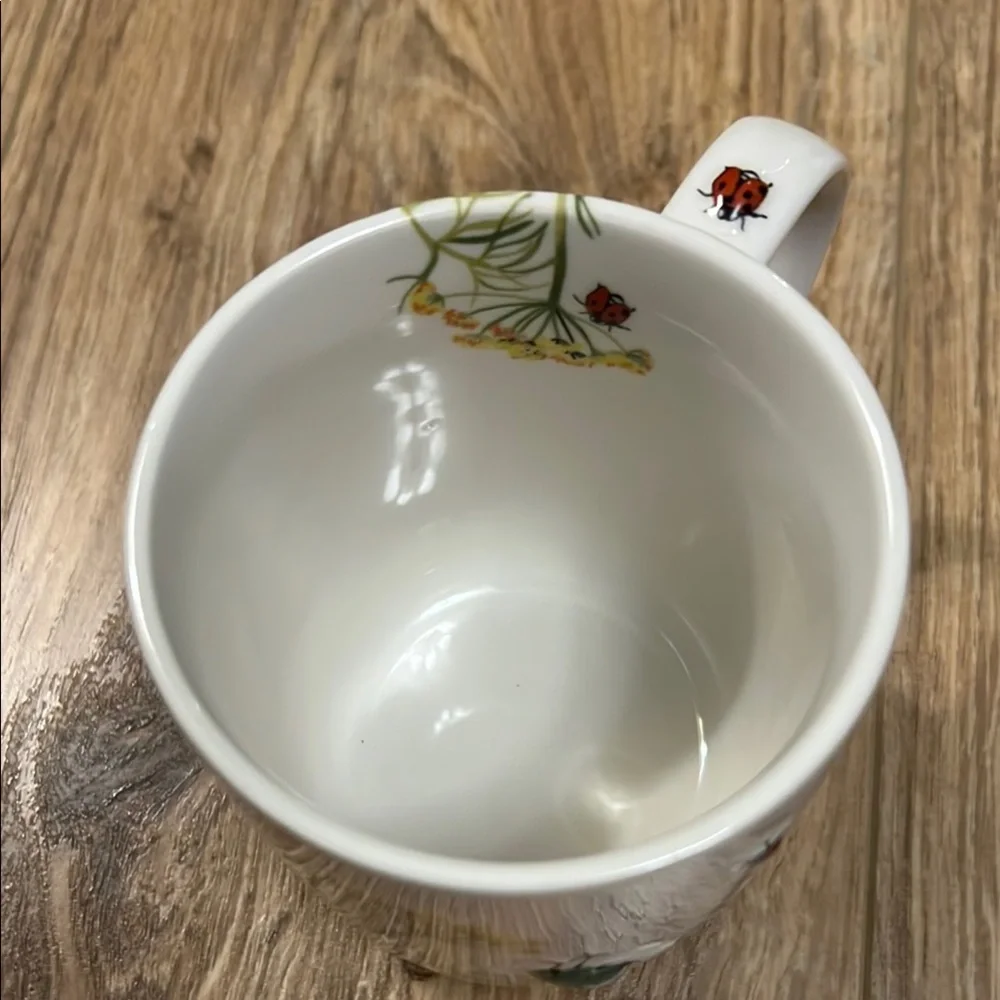 Anthropologie “M” White Floral Mugs Elegant Dining Collection - Picture 3 of 8